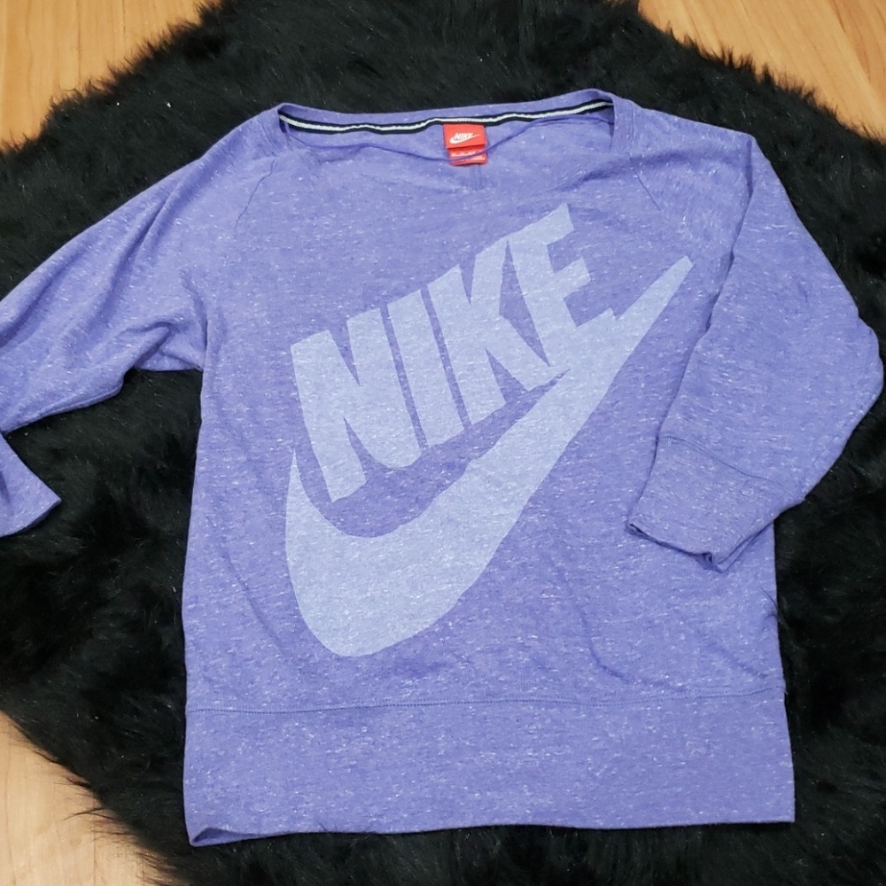 Super soft NIKE lounge shirt XS